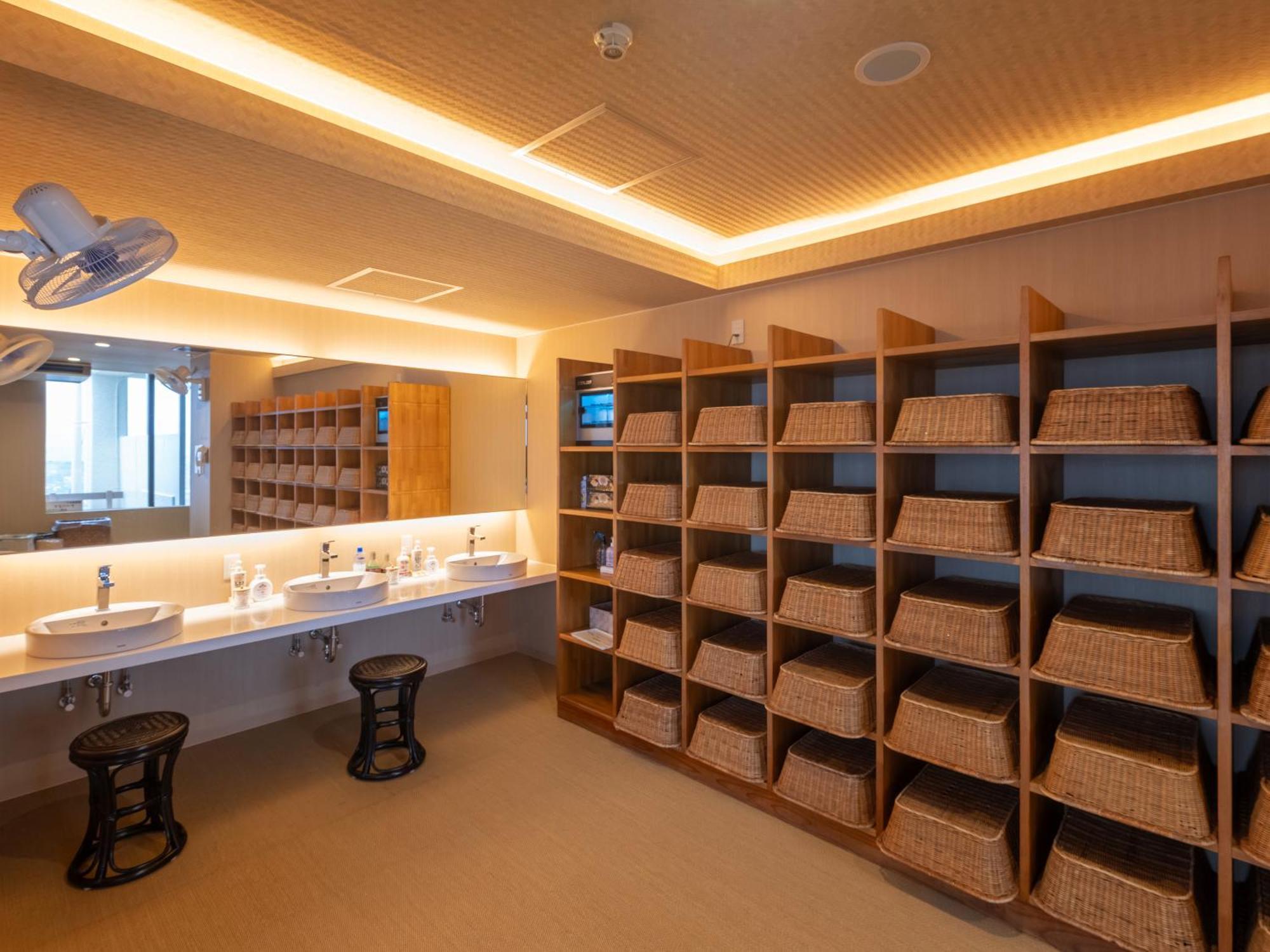 Mikuma Hotel Хіта Екстер'єр фото