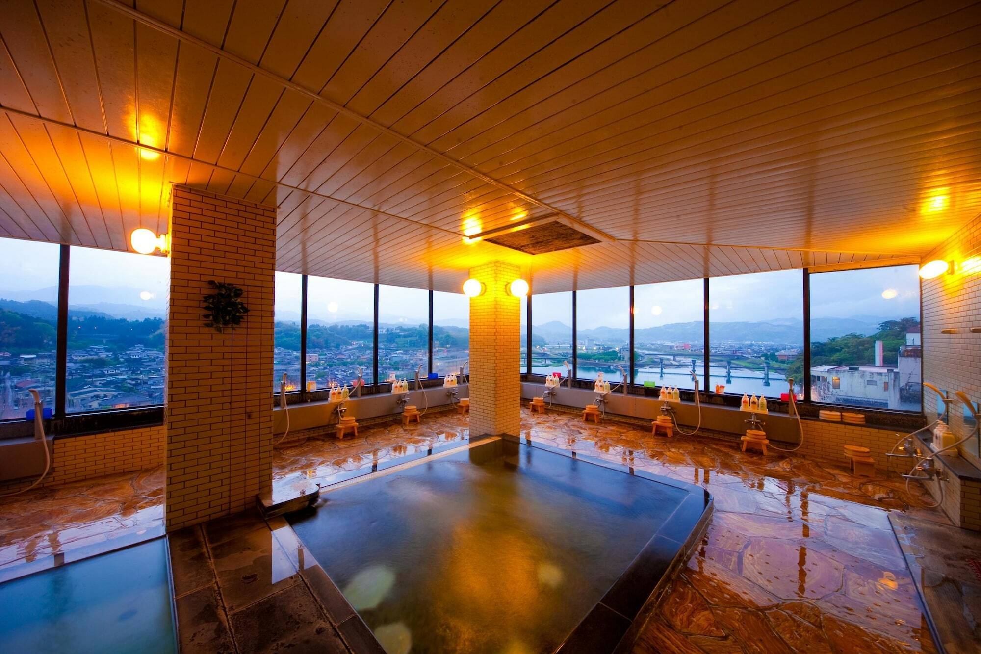Mikuma Hotel Хіта Екстер'єр фото